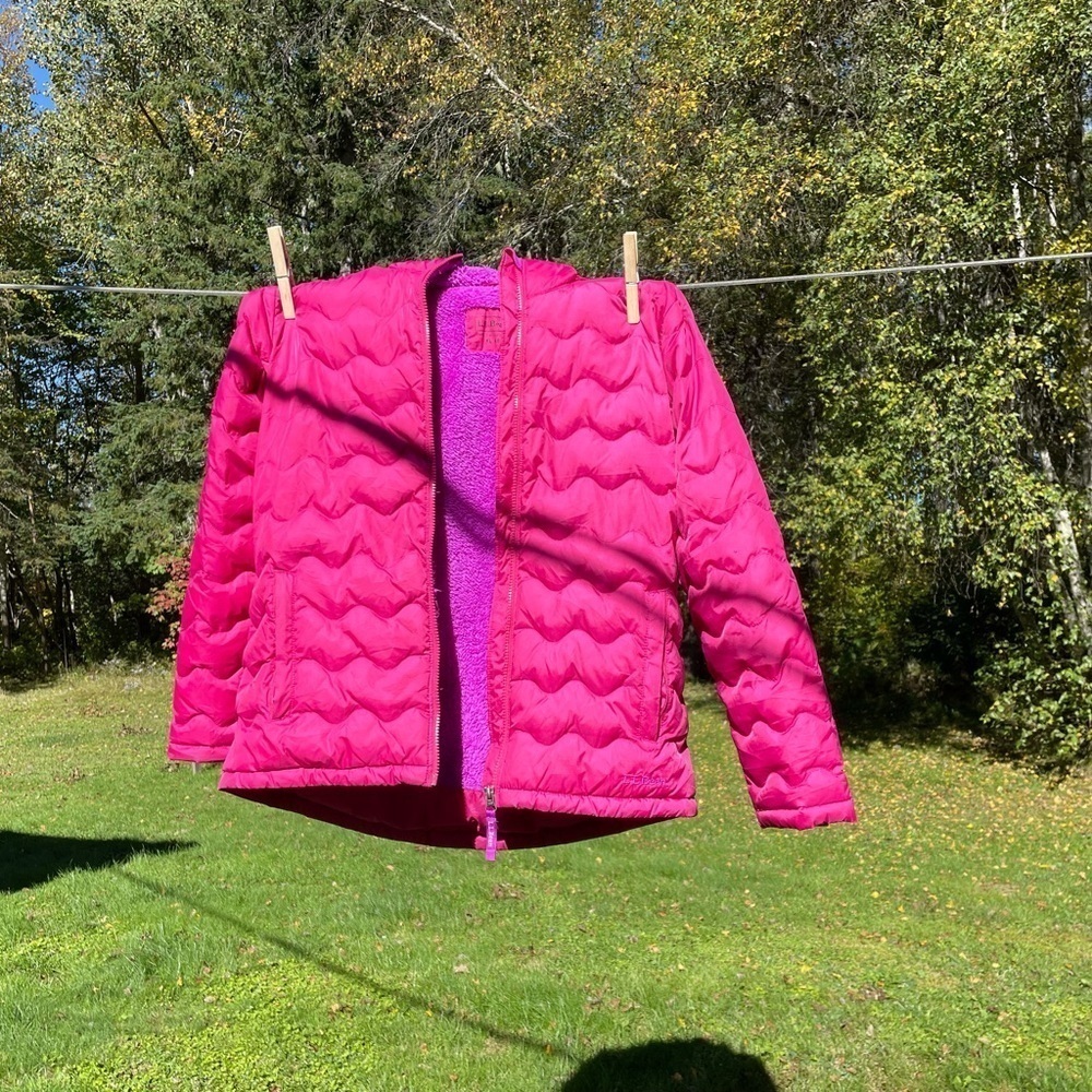 Ll beans girl’s size X-Large downtrek down filled winter jacket with a hood​​​​​